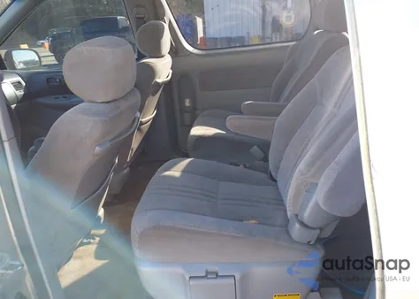 2003 Toyota Sienna Le from USA, damaged, VIN 4T3ZF13C83U519315